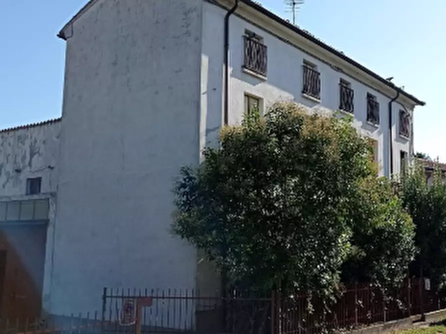 Immagine 12 di Appartamento in vendita  in Via Giuseppe Mazzini a San Benedetto Po