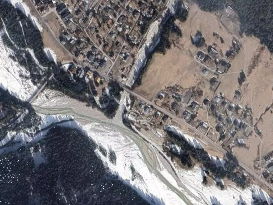 Immagine 12 di Magazzino in vendita  in Via Pause  a Auronzo Di Cadore