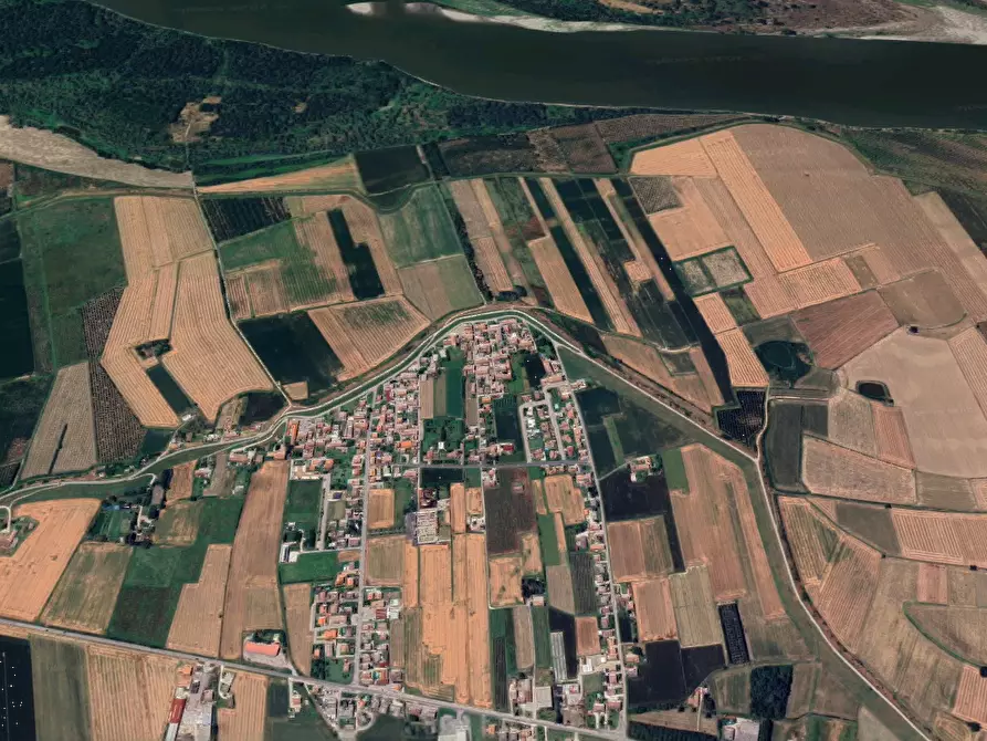 Immagine 7 di Magazzino in vendita  in Via Campagna a Serravalle A Po