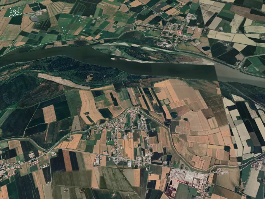 Immagine 9 di Magazzino in vendita  in Via Campagna a Serravalle A Po