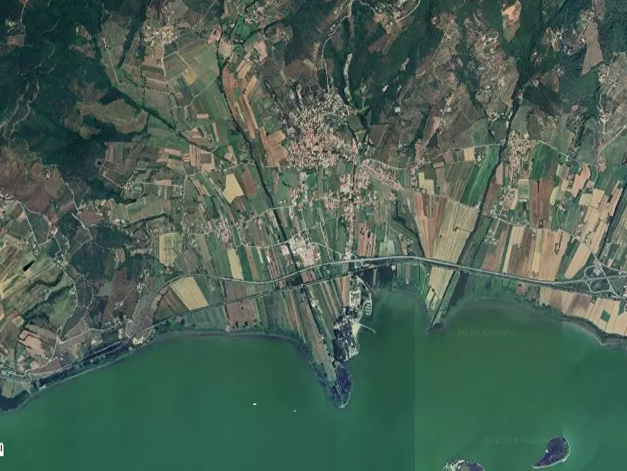 Immagine 14 di Stabile in vendita  in Via Umbria a Tuoro Sul Trasimeno