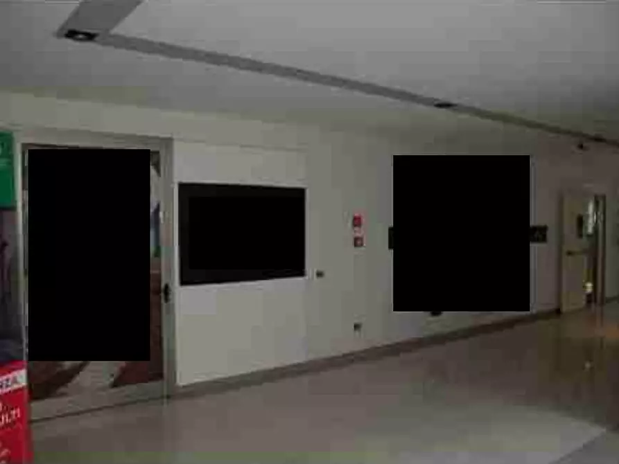 Immagine 1 di Laboratorio in vendita  in Via Don Giuseppe Diana a Gubbio