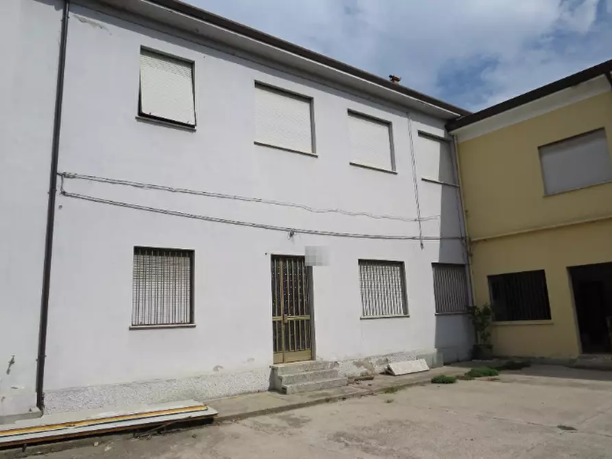 Immagine 9 di Magazzino in vendita  in Vicolo Tito Speri  a Casaleone