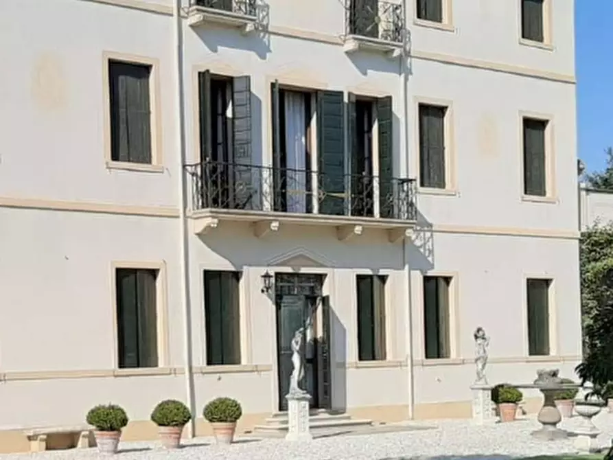 Immagine 4 di Villa in vendita  in Via Albarea a Pianiga