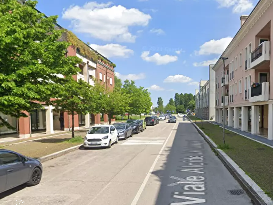 Immagine 7 di Negozio in vendita  in via A. de Gasperi a Rubano