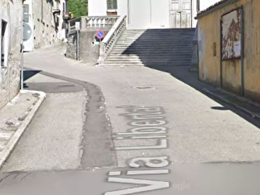 Immagine 7 di Appartamento in vendita  in Via Libertà  a Casalzuigno