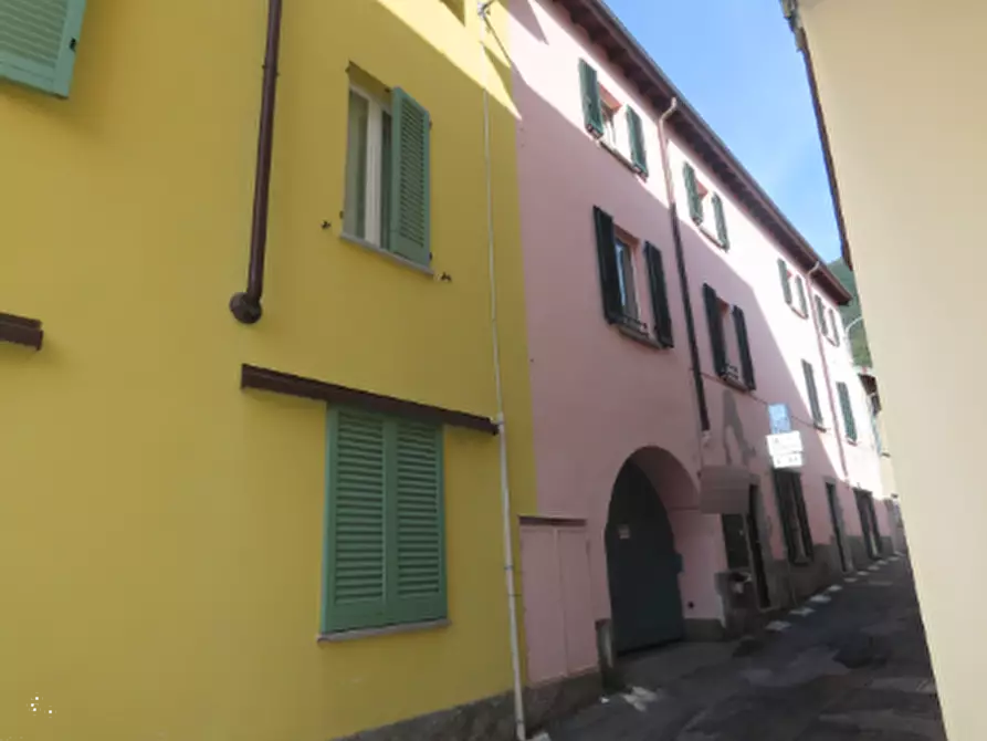 Immagine 1 di Appartamento in vendita  in Via Antonio Stoppani a Valmadrera