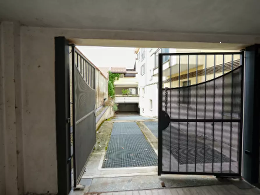 Immagine 23 di Garage in vendita  in Via Dante Alighieri  a Arluno