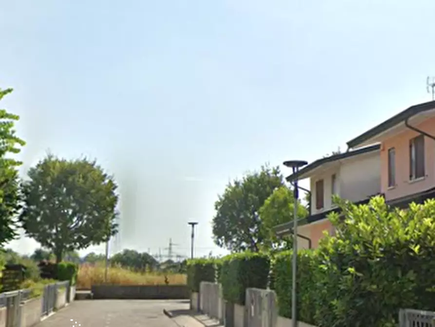 Immagine 10 di Villetta a schiera in vendita  in Via Padova a Sacile