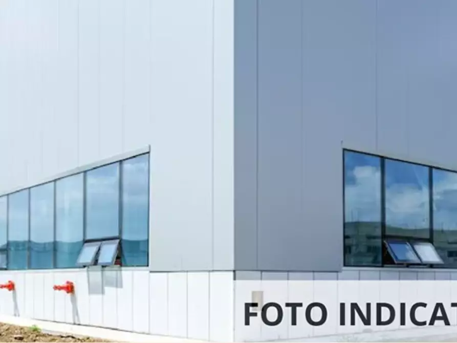 Immagine 7 di Magazzino in vendita  in Via Lombardia a Porto Sant'elpidio