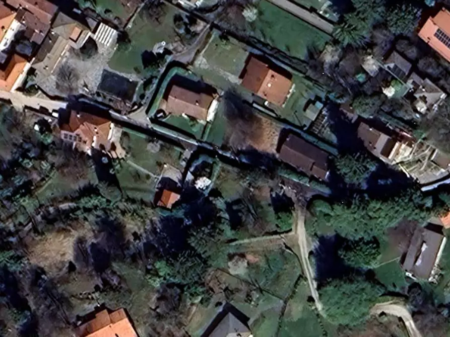 Immagine 7 di Villa in vendita  in Via Abbiba  a Brusimpiano