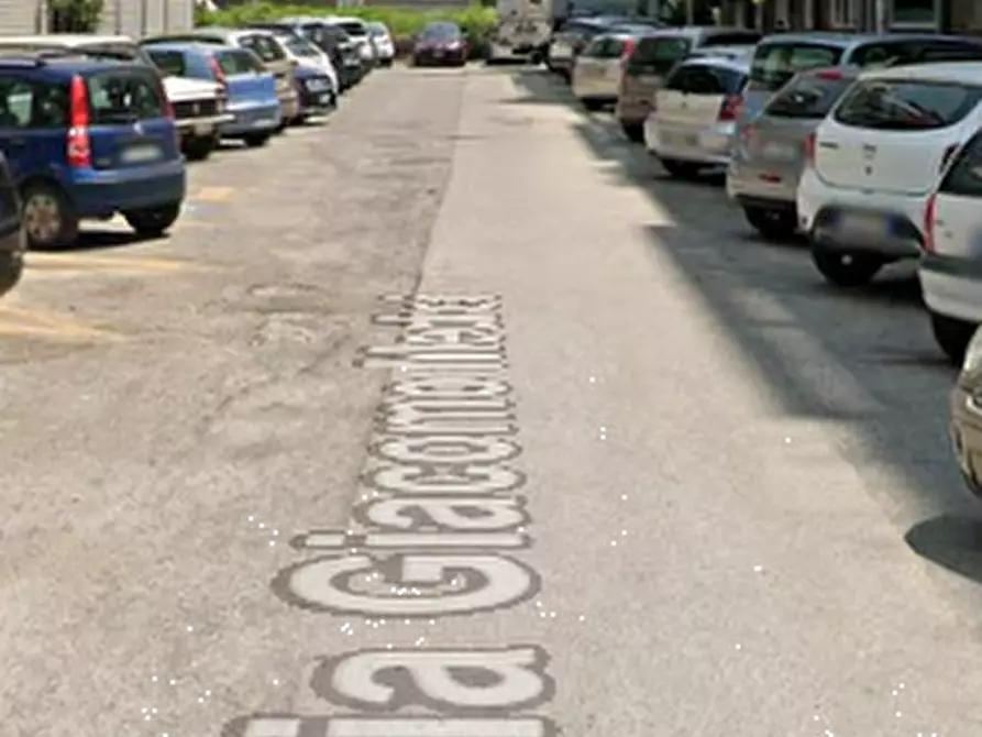 Immagine 13 di Appartamento in vendita  in Via Giacomo Medici a Terni