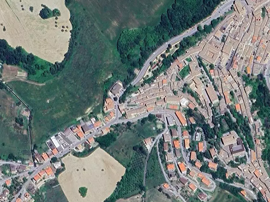 Immagine 18 di Casa indipendente in vendita  in Via Mentana a Montegiorgio