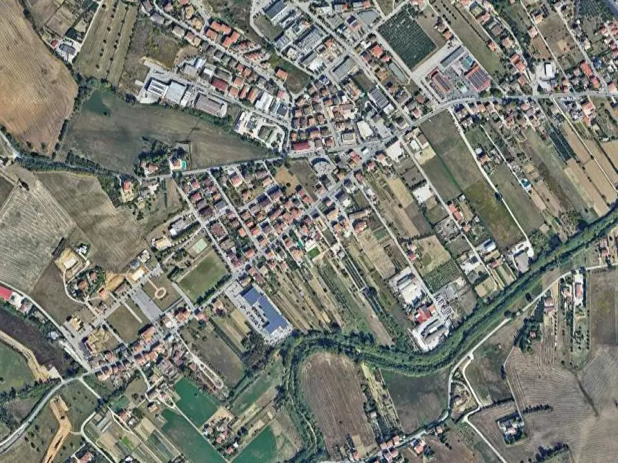 Immagine 7 di Posto auto in vendita  in Via Ruderi Romani a Fermo