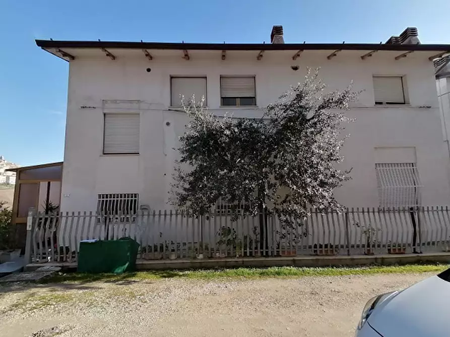 Immagine 1 di Appartamento in vendita  in Via Indipendenza a Montegranaro
