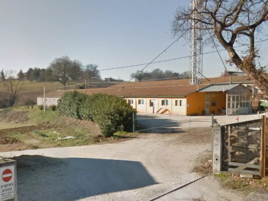 Immagine 6 di Magazzino in vendita  in Strada della Casella a Acquasparta