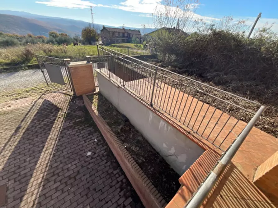 Immagine 3 di Casa bifamiliare in vendita  in Frazione Faiolo a Montegabbione