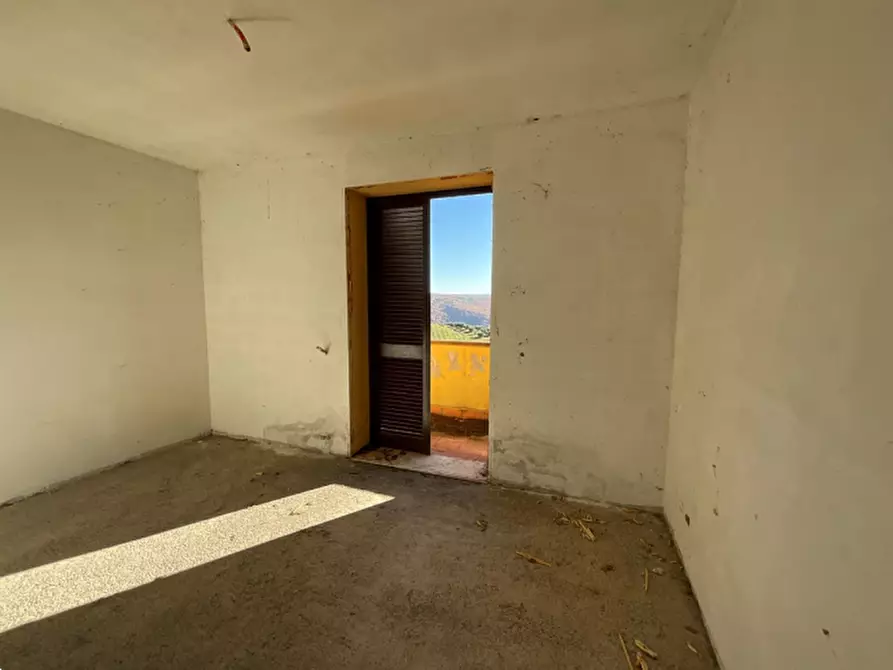 Immagine 11 di Casa bifamiliare in vendita  in Frazione Faiolo a Montegabbione