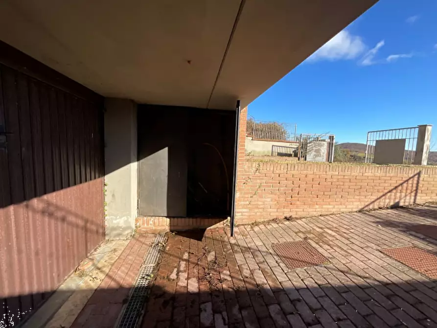 Immagine 15 di Casa bifamiliare in vendita  in Frazione Faiolo a Montegabbione