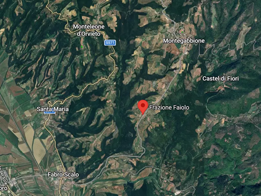 Immagine 25 di Casa bifamiliare in vendita  in Frazione Faiolo a Montegabbione