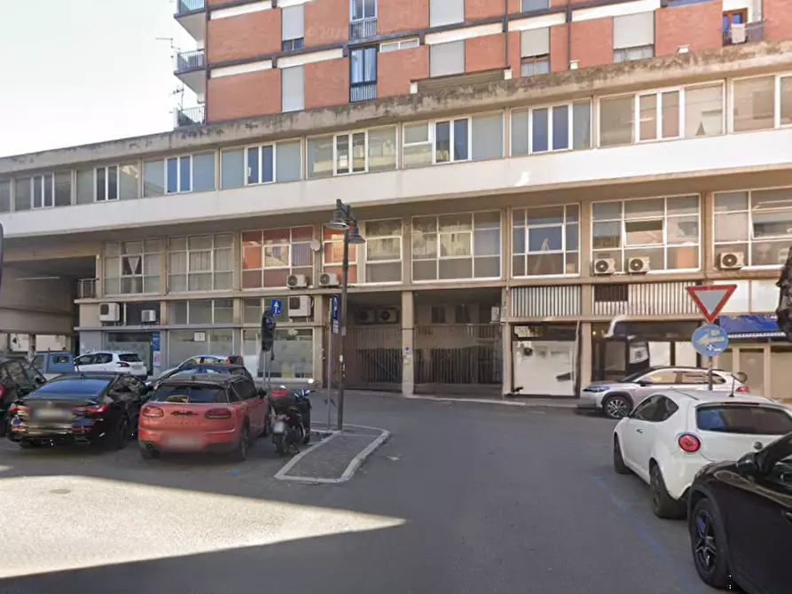 Immagine 2 di Magazzino in vendita  in Via S. Sebastiano a Massa