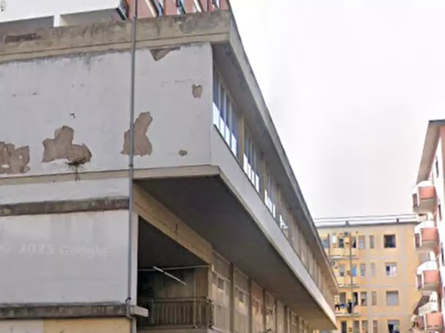 Immagine 3 di Magazzino in vendita  in Via S. Sebastiano a Massa
