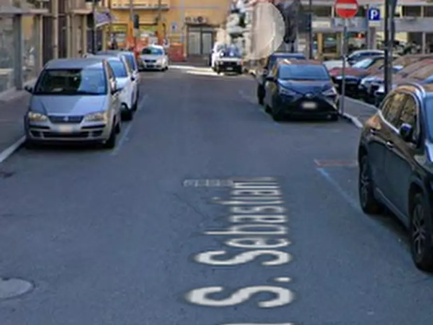 Immagine 11 di Magazzino in vendita  in Via S. Sebastiano a Massa