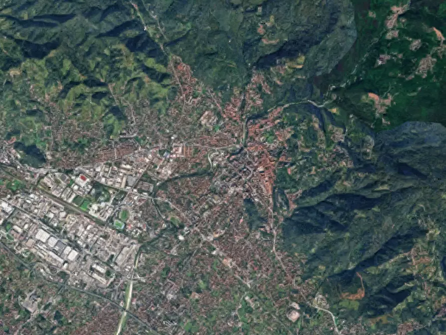 Immagine 17 di Magazzino in vendita  in Via S. Sebastiano a Massa