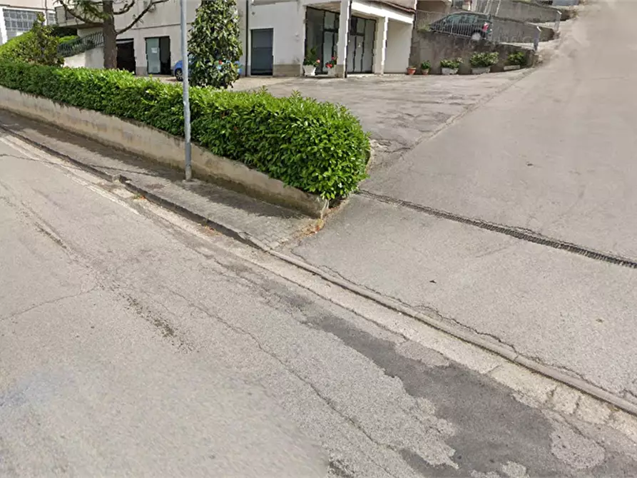 Immagine 6 di Negozio in vendita  in via Filippo Turati a Montegranaro