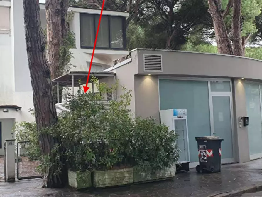 Immagine 4 di Negozio in vendita  in Rotonda Don Minzoni a Cervia