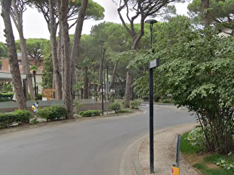 Immagine 7 di Negozio in vendita  in Rotonda Don Minzoni a Cervia