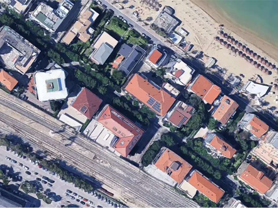 Immagine 4 di Negozio in vendita  in Via di Riccione  a Francavilla Al Mare