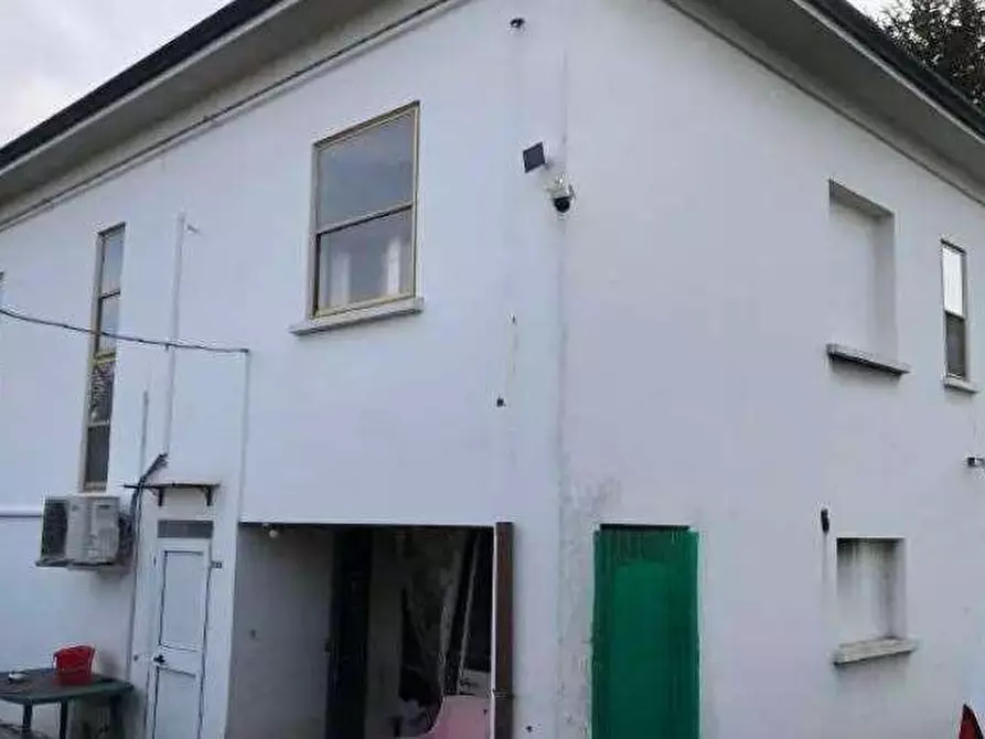 Immagine 4 di Porzione di casa in vendita  in Via Eugenio Curiel  a Lugo