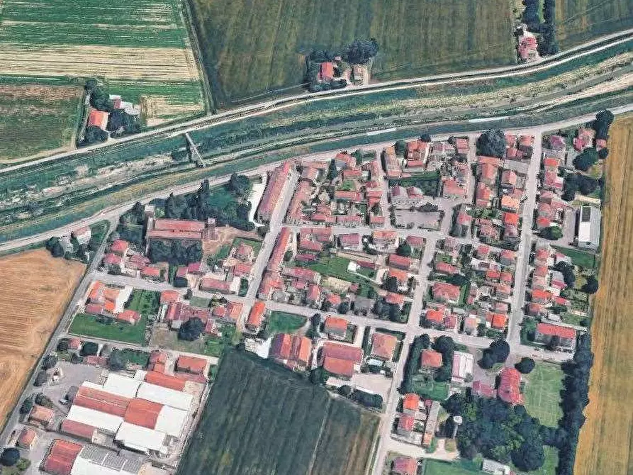 Immagine 11 di Porzione di casa in vendita  in Via Eugenio Curiel  a Lugo