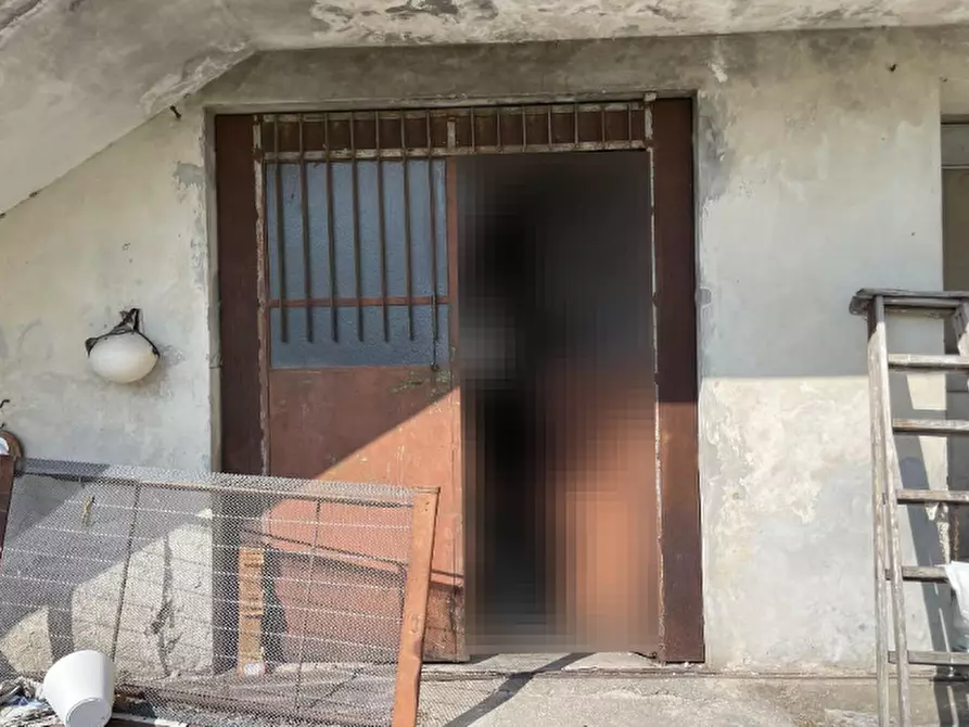 Immagine 2 di Laboratorio in vendita  in Via Oltre Agno di sotto a Trissino