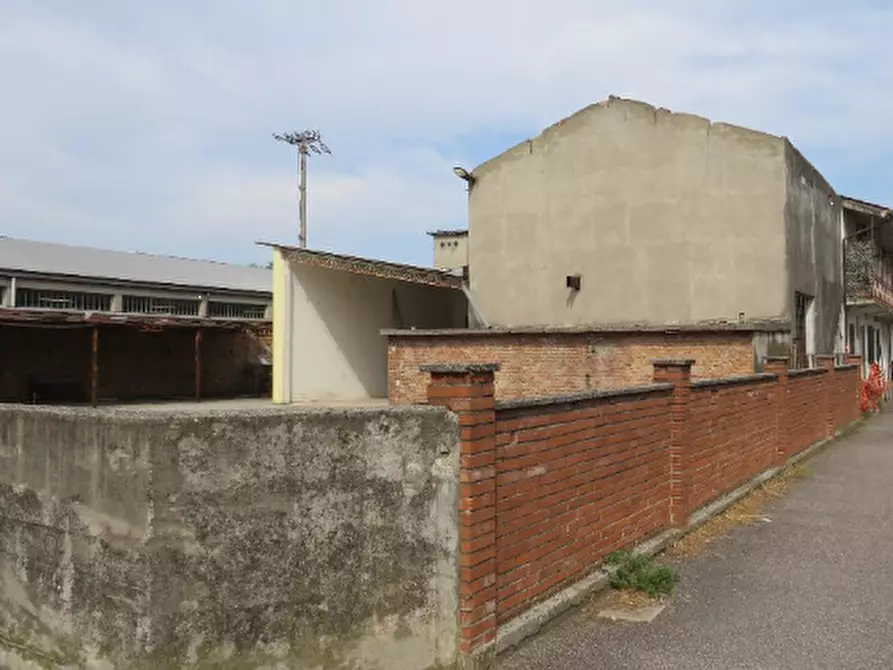 Immagine 1 di Laboratorio in vendita  in via S. Giuseppe a Sanguinetto