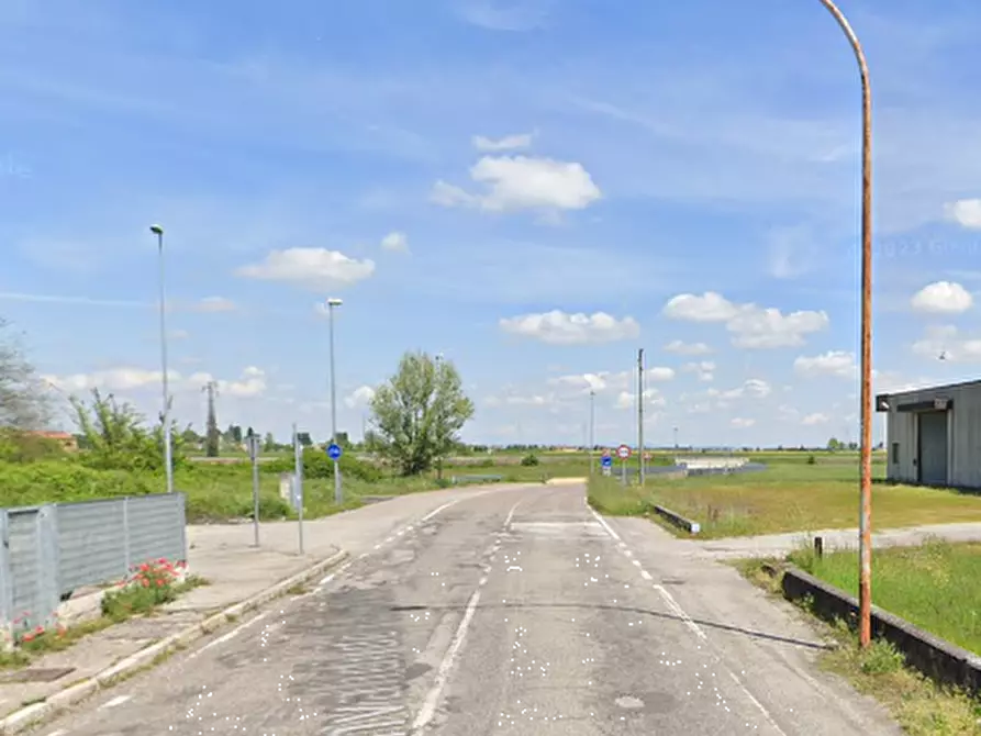 Immagine 8 di Laboratorio in vendita  in Via More a Bovolone