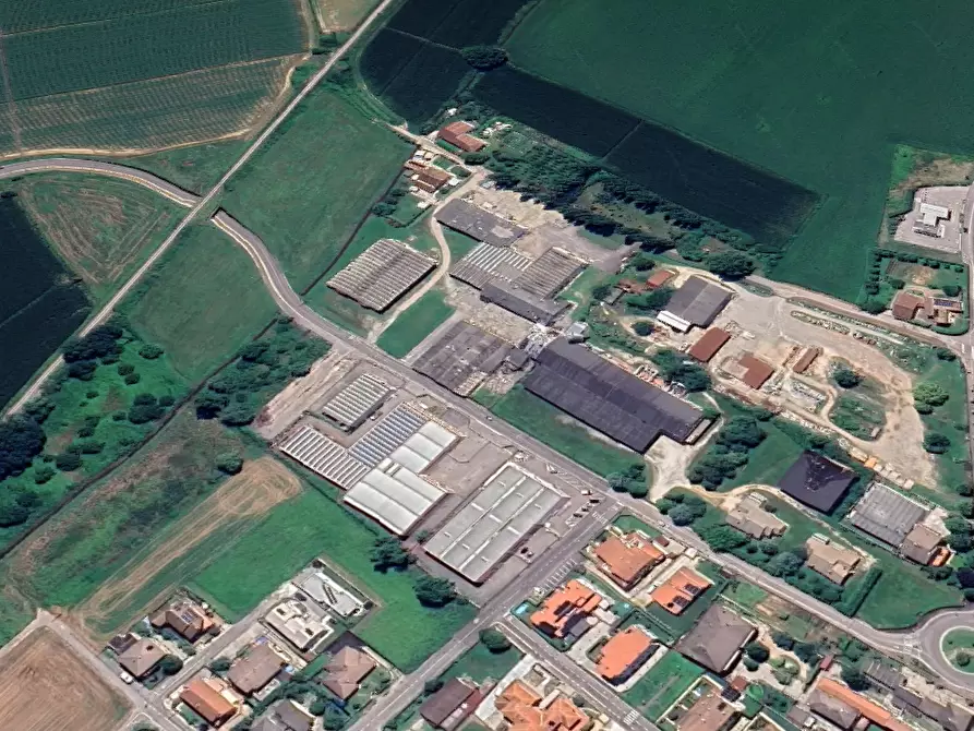 Immagine 11 di Laboratorio in vendita  in Via More a Bovolone