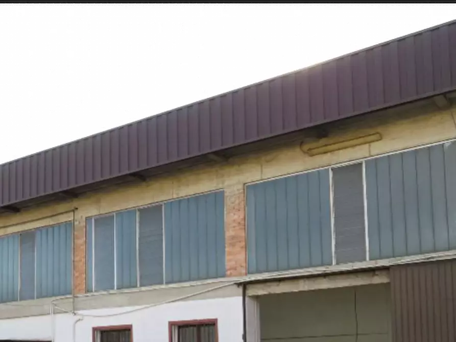 Immagine 8 di Laboratorio in vendita  in Via More a Bovolone