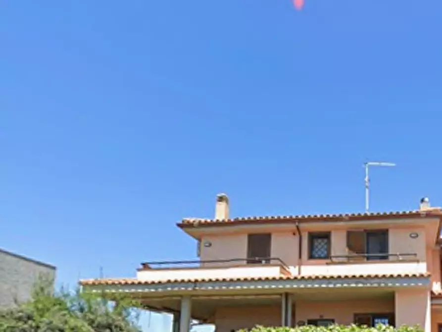 Immagine 13 di Villa in vendita  in Via Stoccolma a Ladispoli