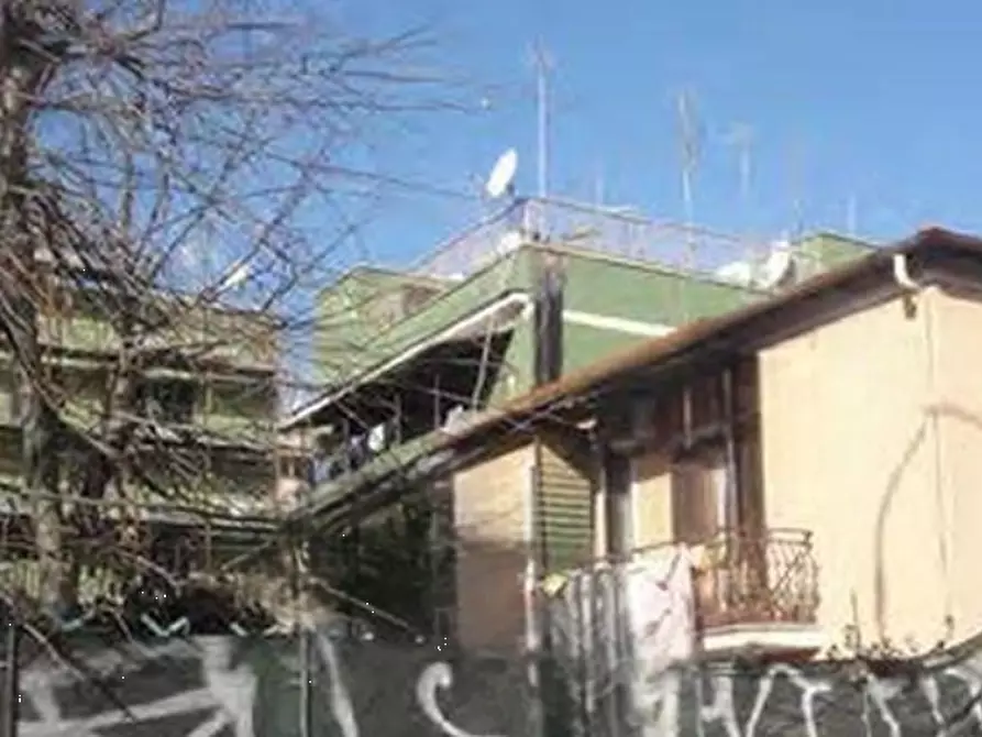 Immagine 1 di Appartamento in vendita  in Viale Palmiro Togliatti  a Roma