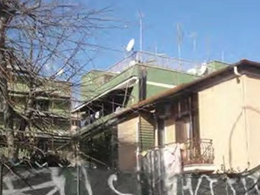 Immagine 2 di Appartamento in vendita  in Viale Palmiro Togliatti  a Roma