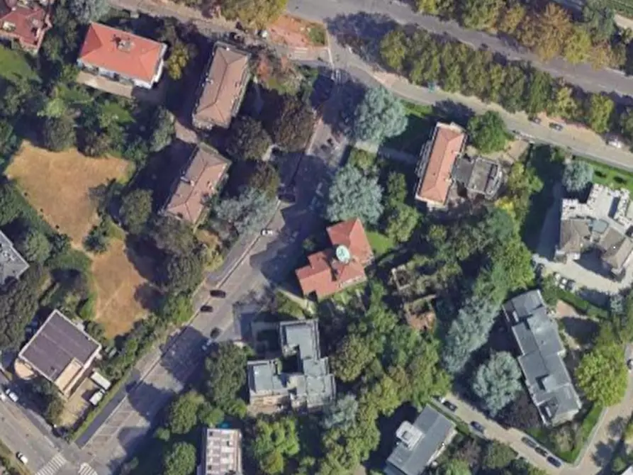 Immagine 22 di Appartamento in vendita  in Via degli Odescalchi a Milano