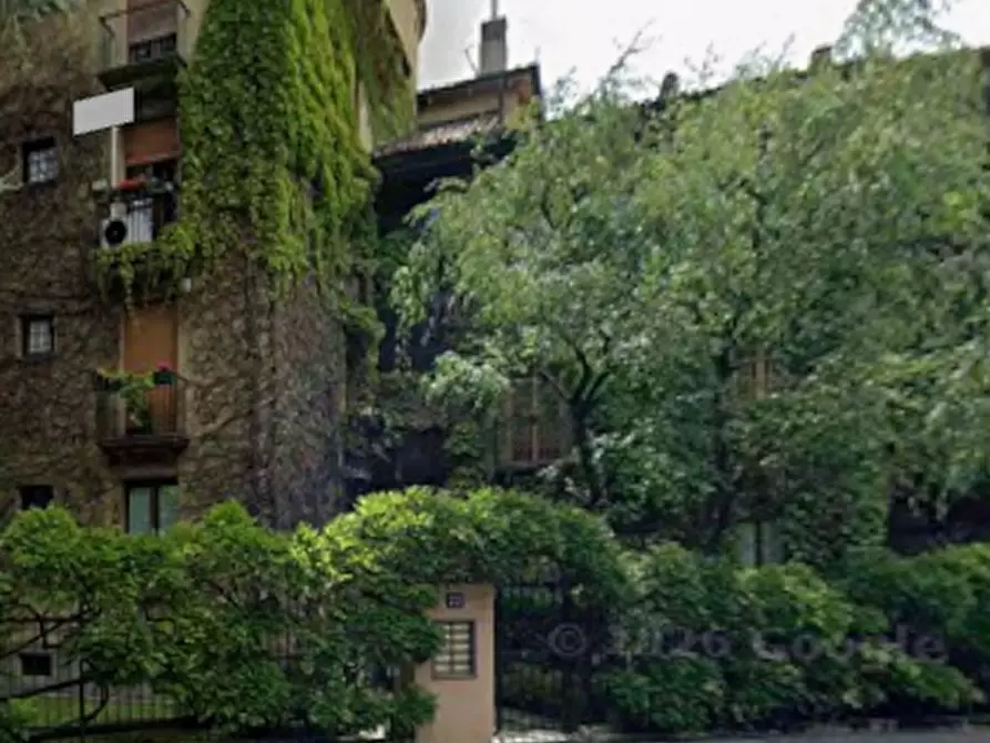 Immagine 9 di Appartamento in vendita  in Via degli Odescalchi a Milano