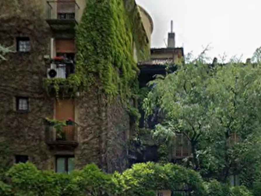 Immagine 11 di Appartamento in vendita  in Via degli Odescalchi a Milano