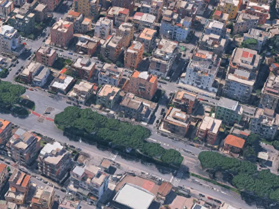 Immagine 6 di Appartamento in vendita  in Viale Palmiro Togliatti  a Roma