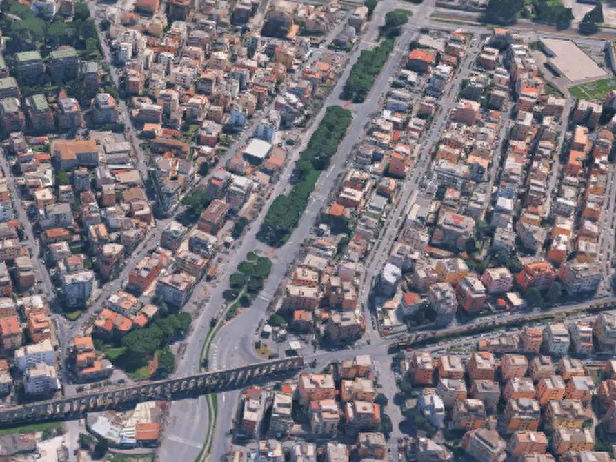 Immagine 16 di Appartamento in vendita  in Viale Palmiro Togliatti  a Roma