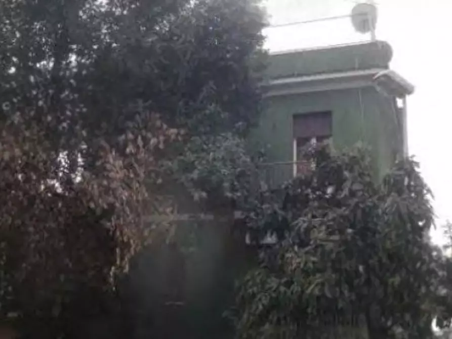 Immagine 1 di Appartamento in vendita  in Viale Palmiro Togliatti  a Roma