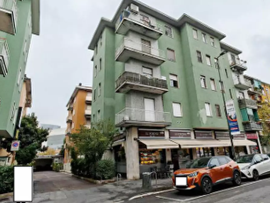 Immagine 1 di Appartamento in vendita  in Via Anfelo Inganni a Milano