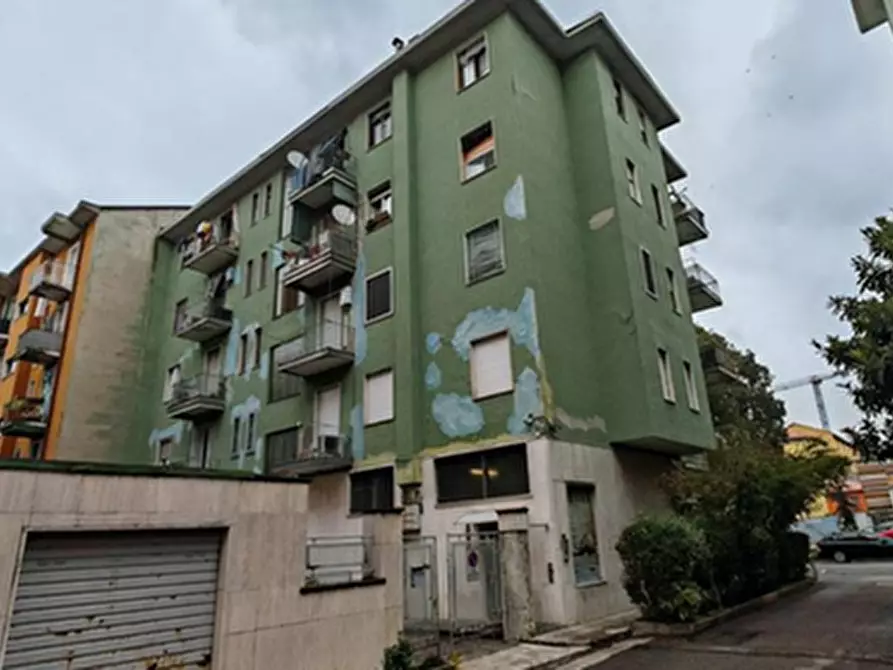 Immagine 4 di Appartamento in vendita  in Via Anfelo Inganni a Milano